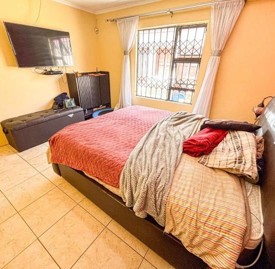 3 Bedroom Property for Sale in Ormonde View Gauteng