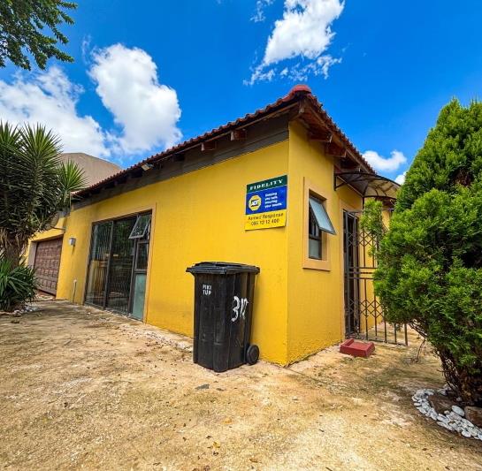 3 Bedroom Property for Sale in Ormonde View Gauteng