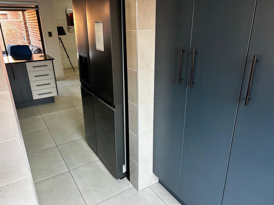 To Let 3 Bedroom Property for Rent in New Redruth Gauteng