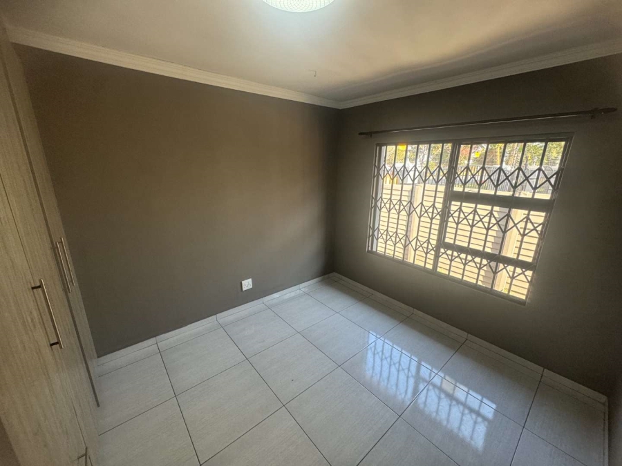 3 Bedroom Property for Sale in Brackenhurst Gauteng