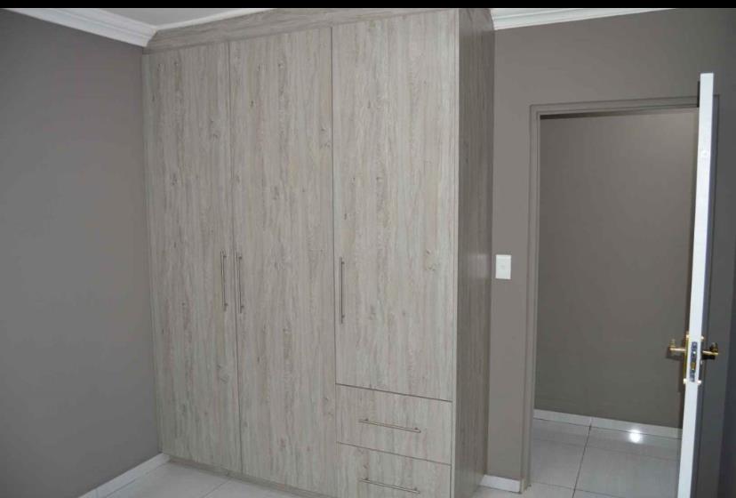 3 Bedroom Property for Sale in Brackenhurst Gauteng