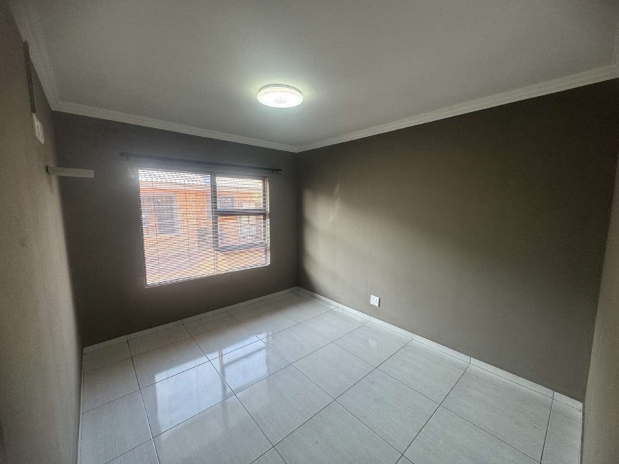3 Bedroom Property for Sale in Brackenhurst Gauteng