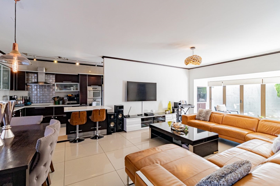 3 Bedroom Property for Sale in Carlswald Gauteng