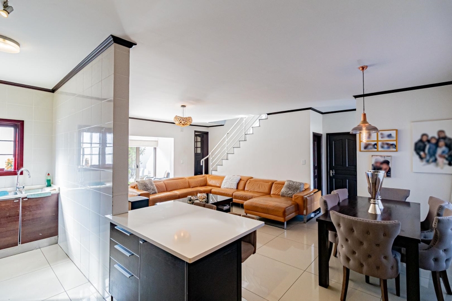 3 Bedroom Property for Sale in Carlswald Gauteng