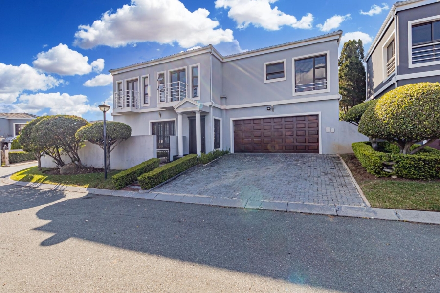 3 Bedroom Property for Sale in Carlswald Gauteng