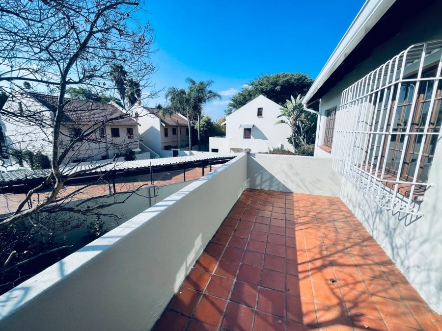 To Let 2 Bedroom Property for Rent in Sandown Gauteng