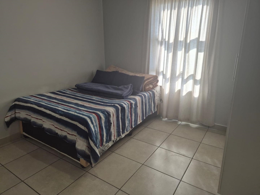 2 Bedroom Property for Sale in Clayville Gauteng