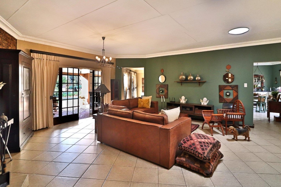 8 Bedroom Property for Sale in Ruimsig Gauteng