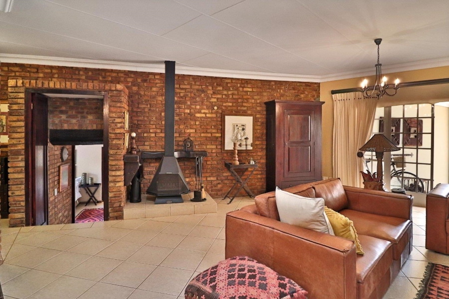 8 Bedroom Property for Sale in Ruimsig Gauteng