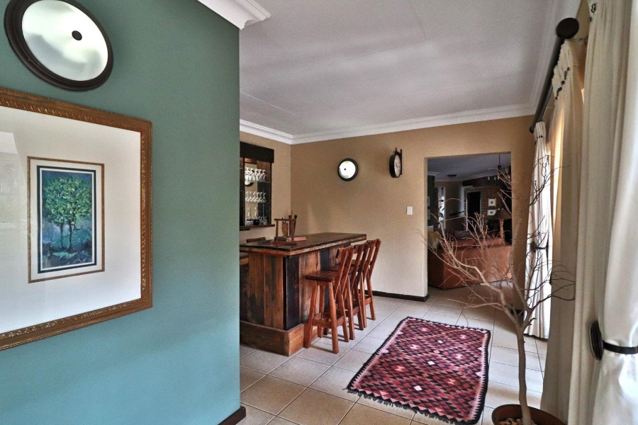 8 Bedroom Property for Sale in Ruimsig Gauteng