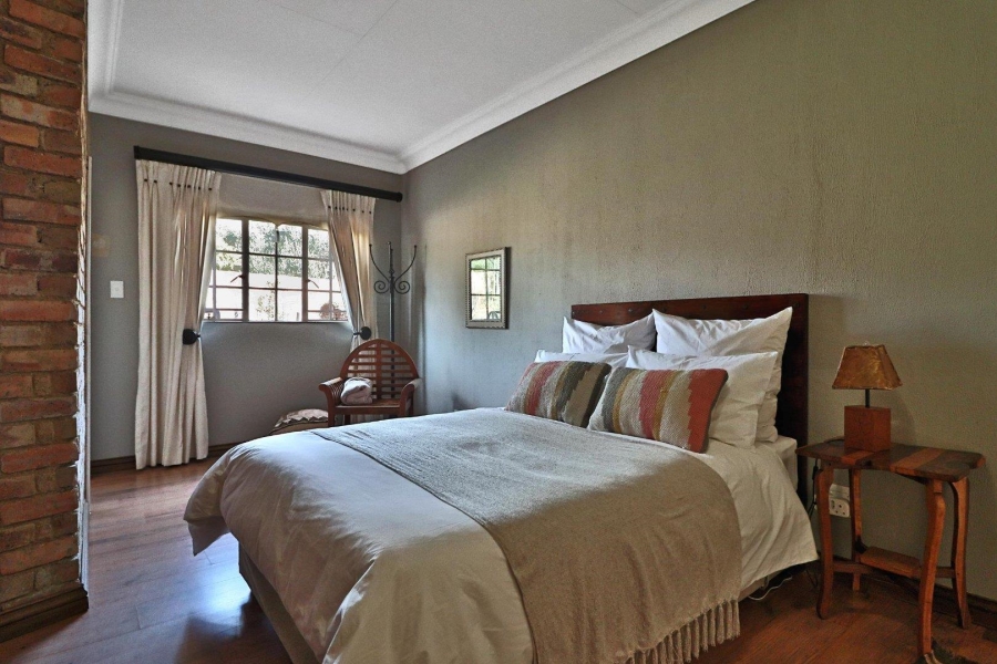 8 Bedroom Property for Sale in Ruimsig Gauteng