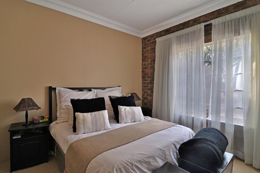 8 Bedroom Property for Sale in Ruimsig Gauteng