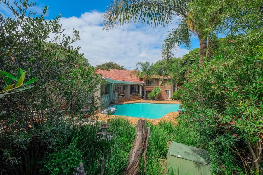 8 Bedroom Property for Sale in Ruimsig Gauteng