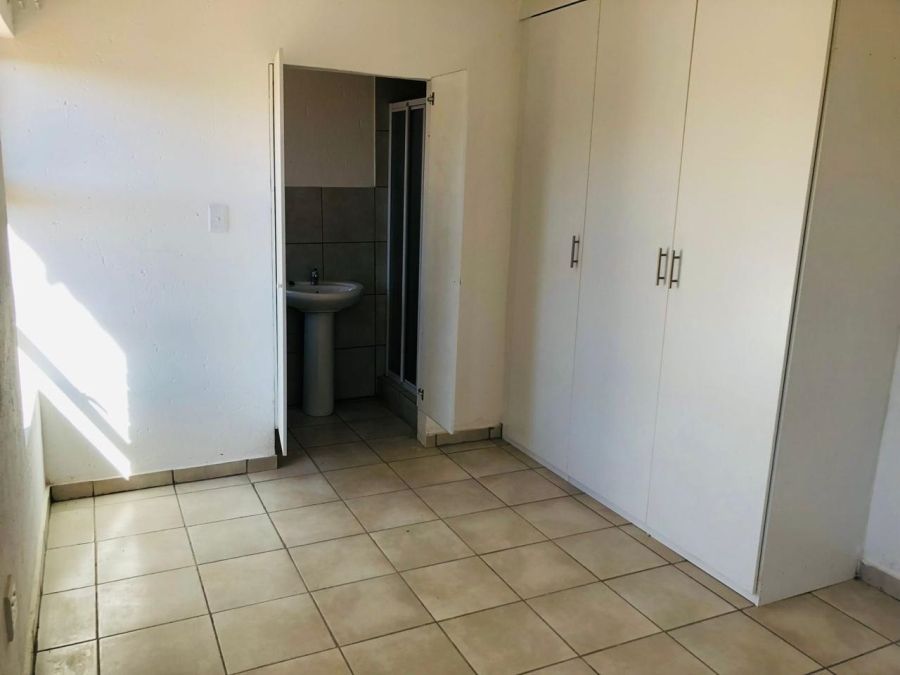 2 Bedroom Property for Sale in Princess A H Gauteng