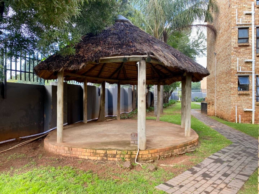 2 Bedroom Property for Sale in Princess A H Gauteng