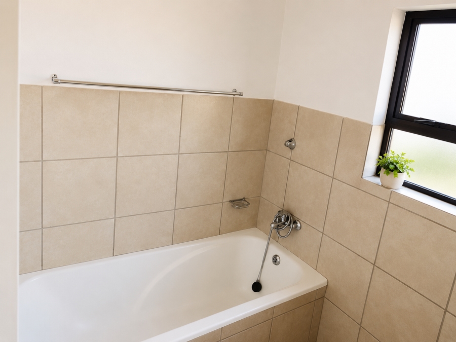 2 Bedroom Property for Sale in Princess A H Gauteng