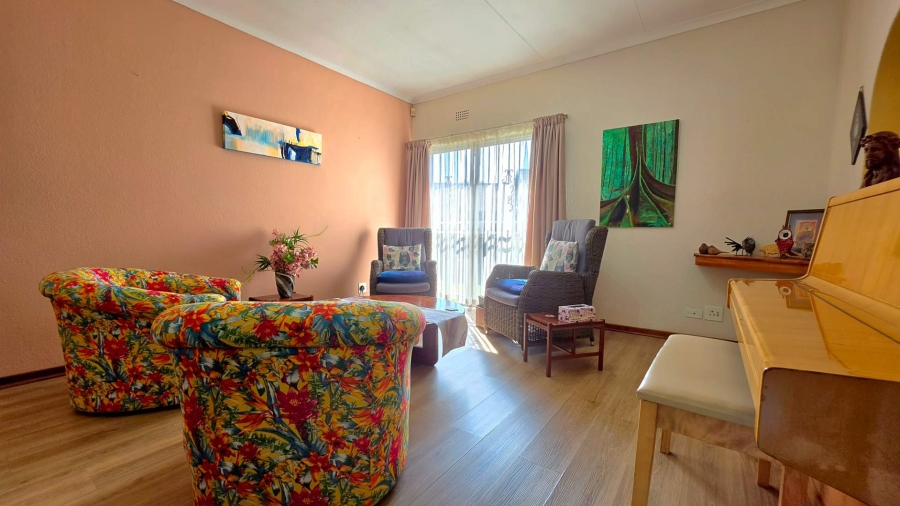 3 Bedroom Property for Sale in Birchleigh Gauteng