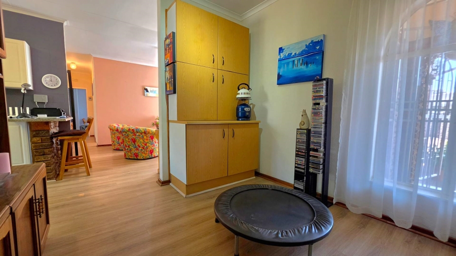 3 Bedroom Property for Sale in Birchleigh Gauteng