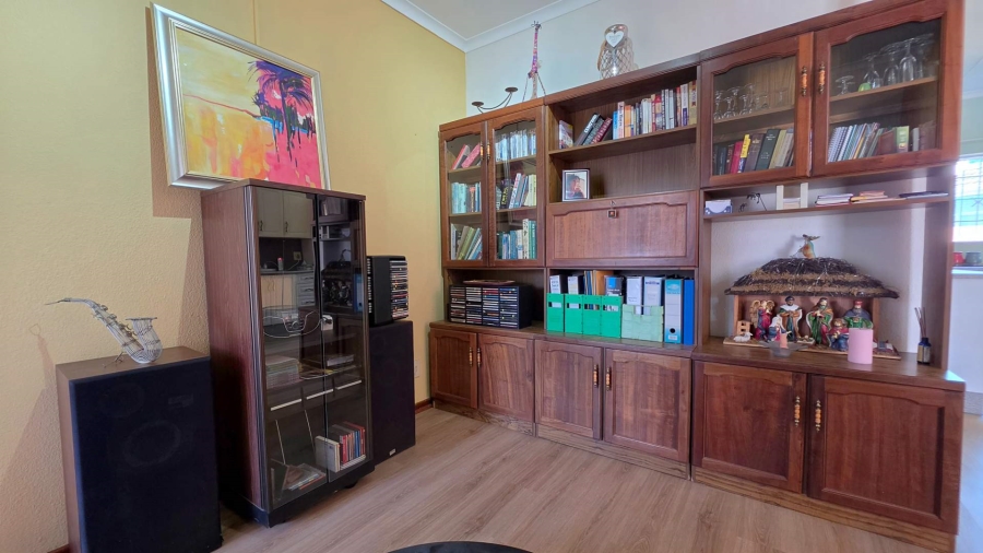 3 Bedroom Property for Sale in Birchleigh Gauteng
