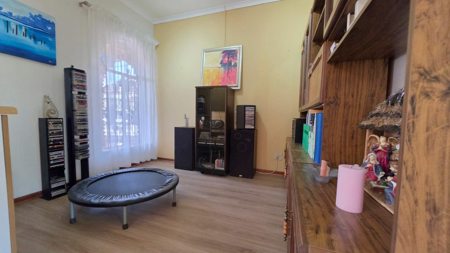 3 Bedroom Property for Sale in Birchleigh Gauteng