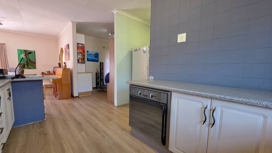 3 Bedroom Property for Sale in Birchleigh Gauteng