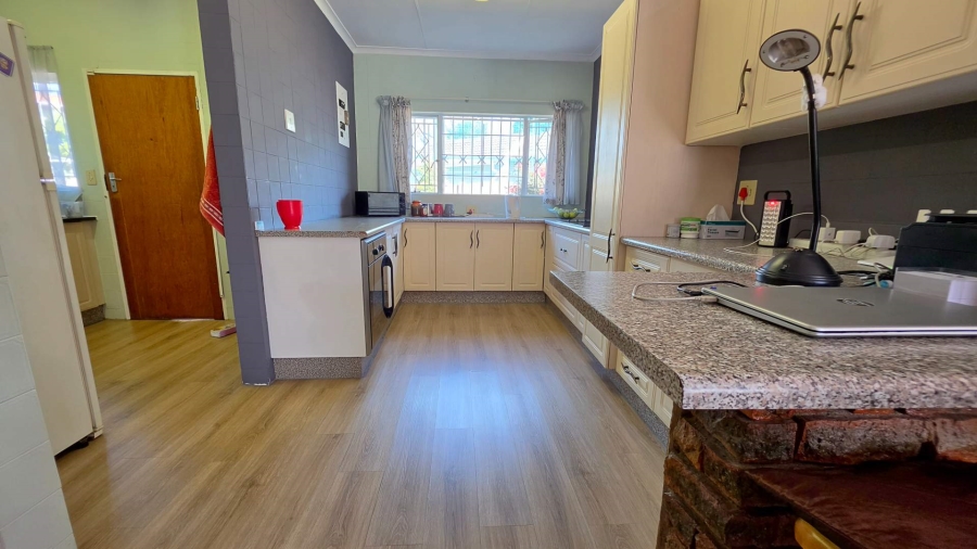 3 Bedroom Property for Sale in Birchleigh Gauteng