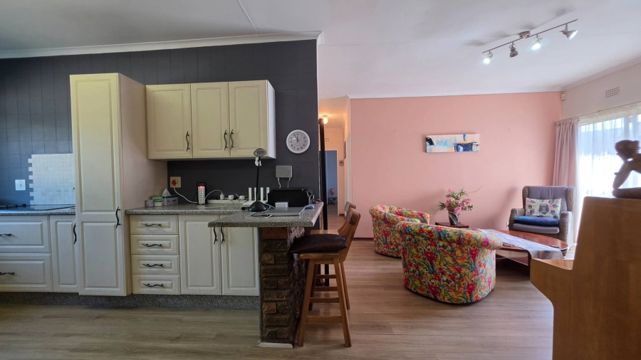 3 Bedroom Property for Sale in Birchleigh Gauteng
