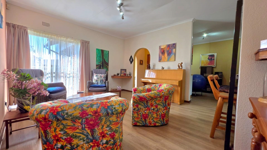 3 Bedroom Property for Sale in Birchleigh Gauteng
