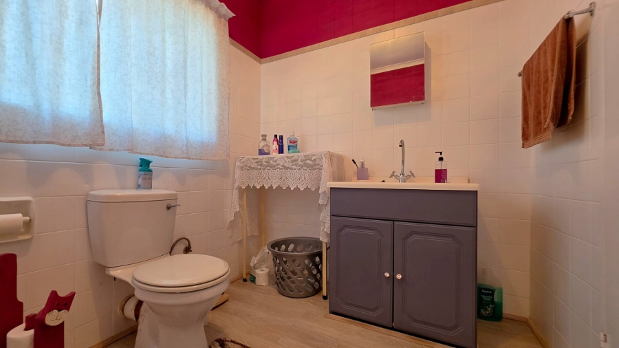 3 Bedroom Property for Sale in Birchleigh Gauteng