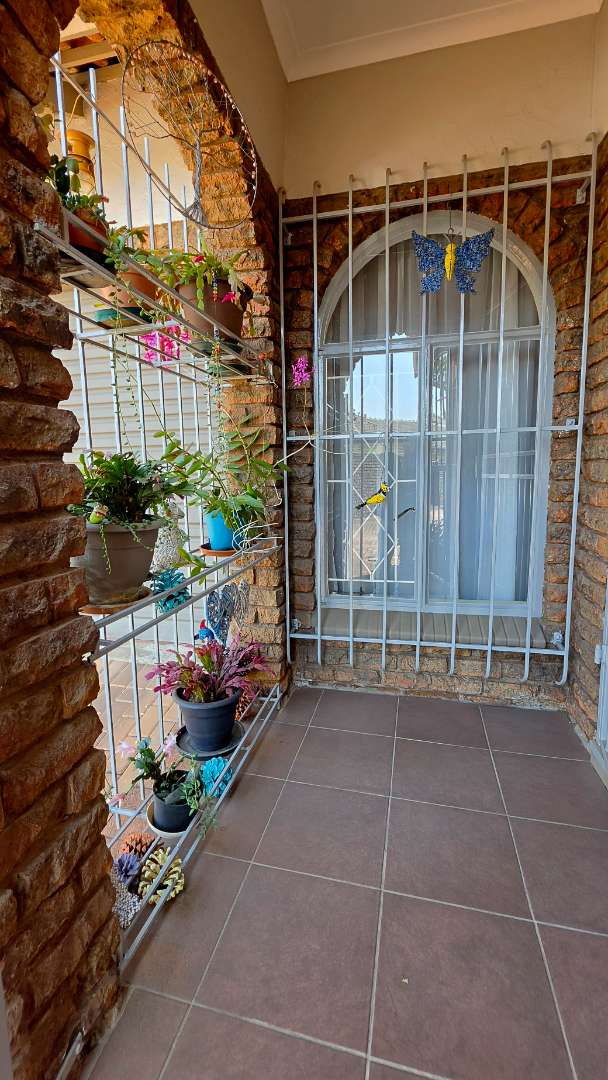 3 Bedroom Property for Sale in Birchleigh Gauteng
