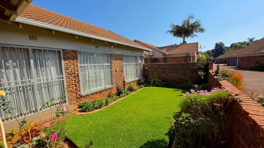 3 Bedroom Property for Sale in Birchleigh Gauteng