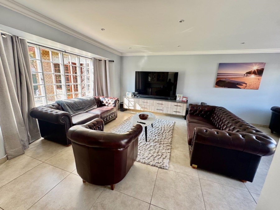 3 Bedroom Property for Sale in Goedeburg Gauteng