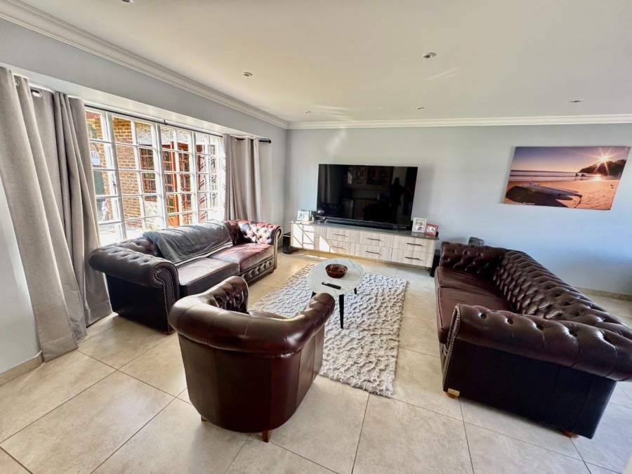 3 Bedroom Property for Sale in Goedeburg Gauteng