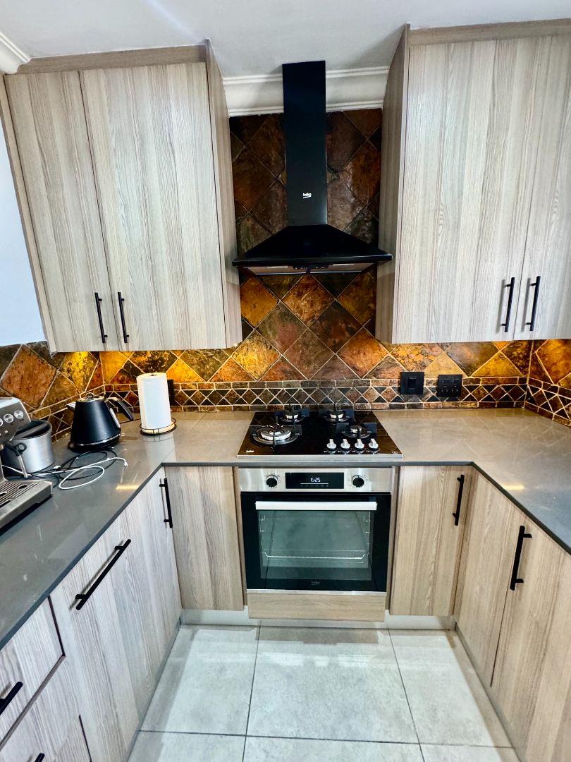 3 Bedroom Property for Sale in Goedeburg Gauteng