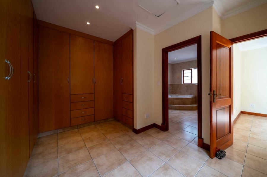 4 Bedroom Property for Sale in Rynfield Gauteng