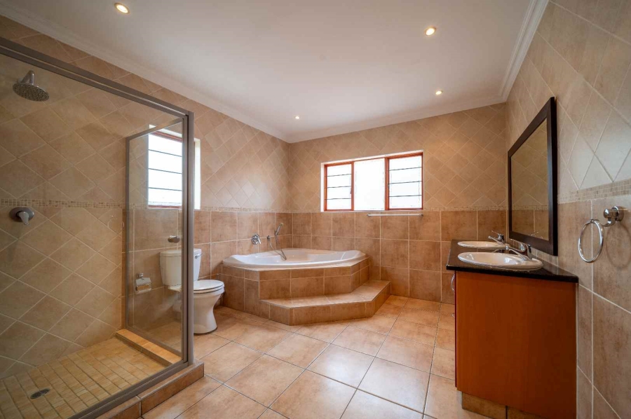 4 Bedroom Property for Sale in Rynfield Gauteng