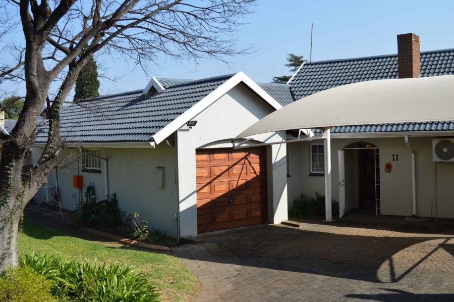 1 Bedroom Property for Sale in Brackendowns Gauteng