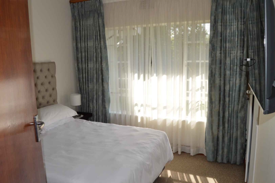 1 Bedroom Property for Sale in Brackendowns Gauteng