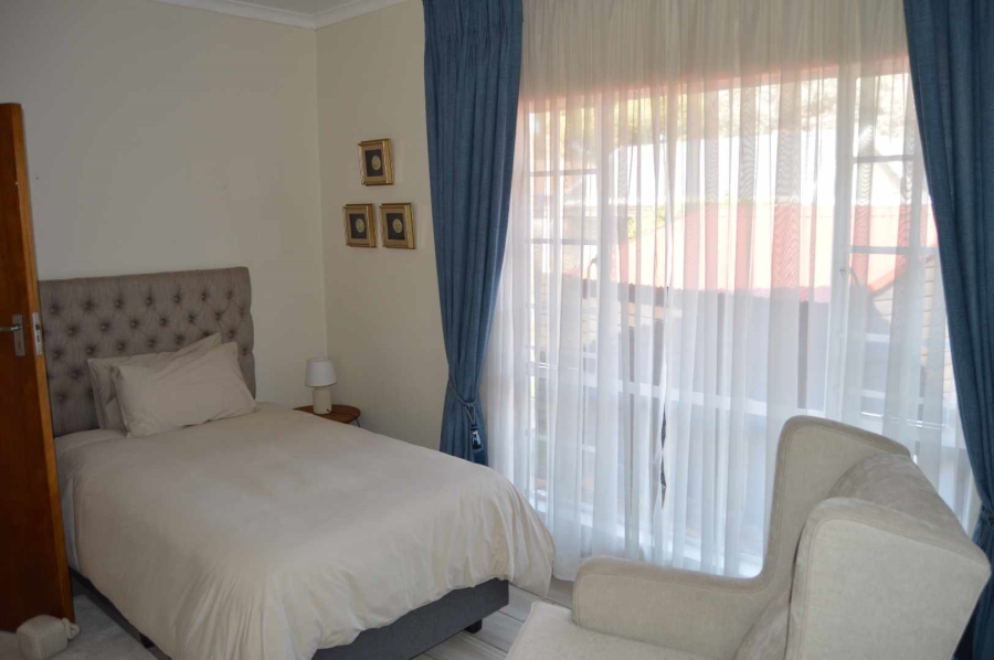1 Bedroom Property for Sale in Brackendowns Gauteng
