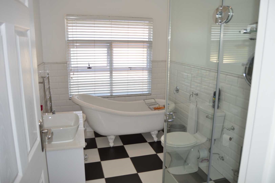 1 Bedroom Property for Sale in Brackendowns Gauteng