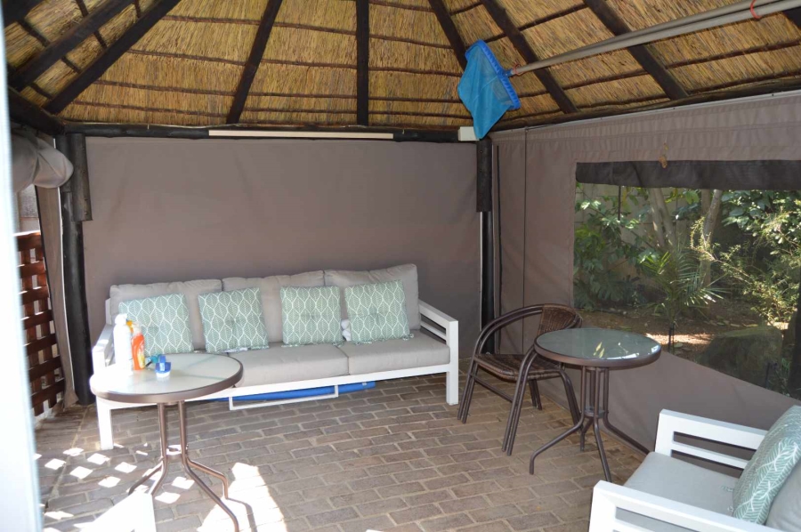 1 Bedroom Property for Sale in Brackendowns Gauteng