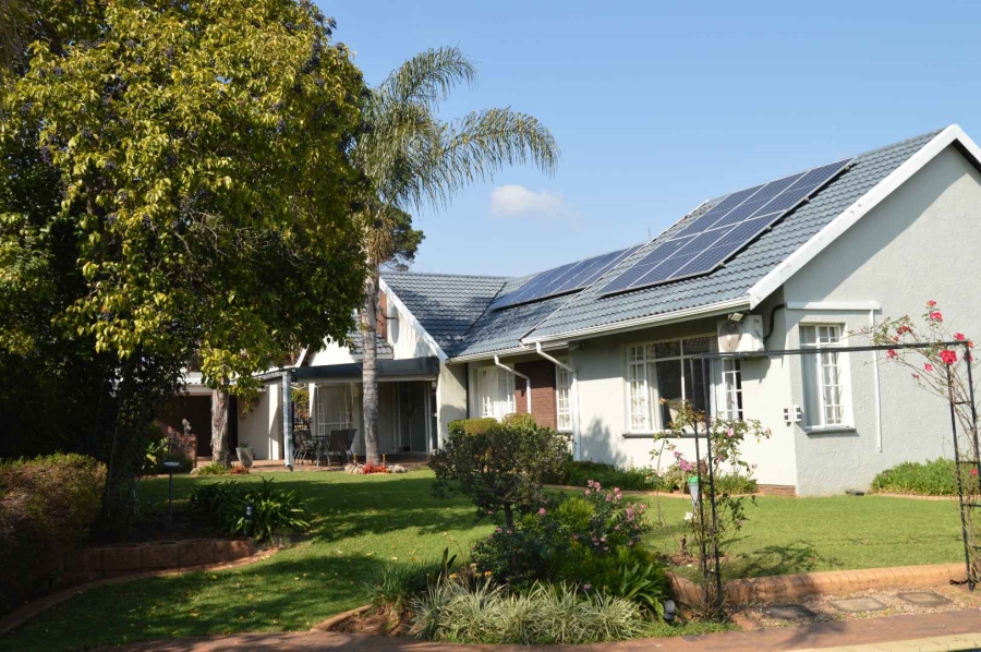 1 Bedroom Property for Sale in Brackendowns Gauteng
