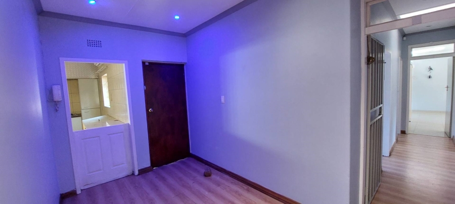 3 Bedroom Property for Sale in Brackendowns Gauteng
