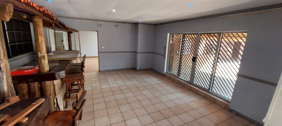 3 Bedroom Property for Sale in Brackendowns Gauteng