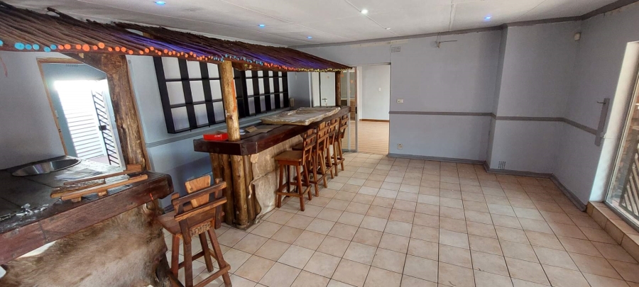 3 Bedroom Property for Sale in Brackendowns Gauteng