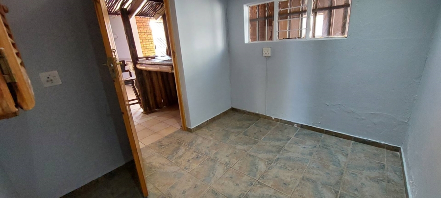 3 Bedroom Property for Sale in Brackendowns Gauteng
