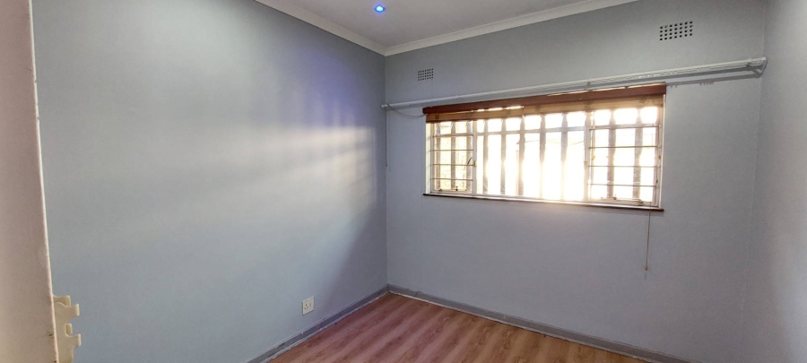 3 Bedroom Property for Sale in Brackendowns Gauteng
