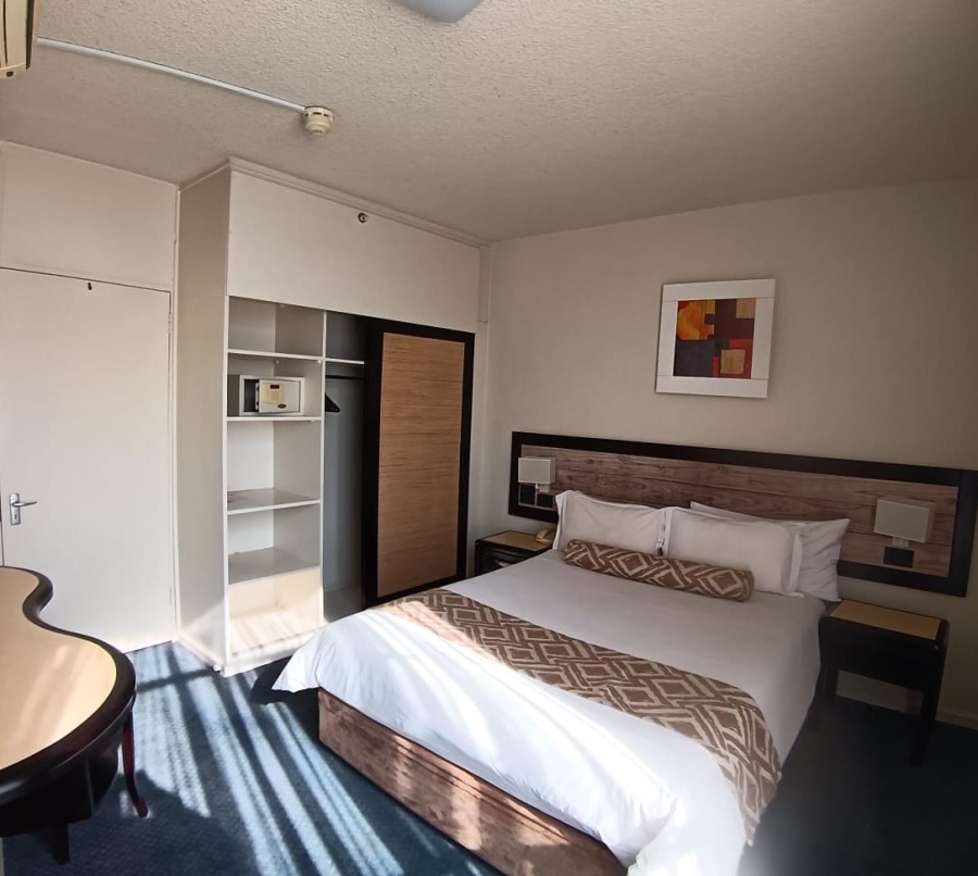 1 Bedroom Property for Sale in Braamfontein Gauteng