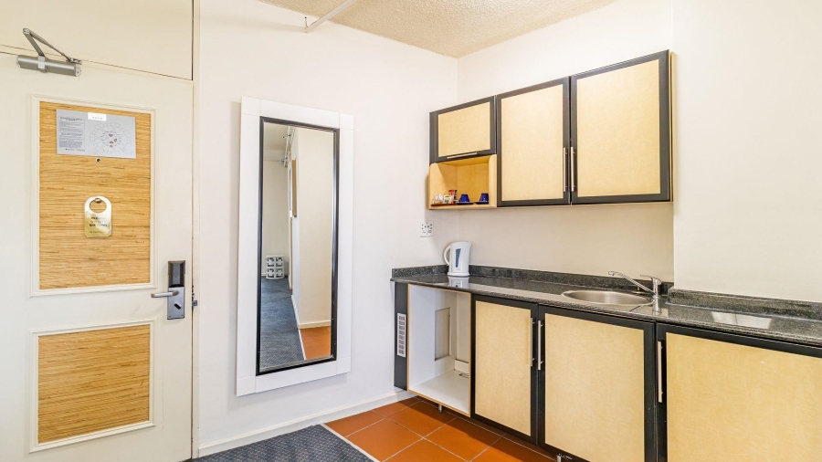 1 Bedroom Property for Sale in Braamfontein Gauteng