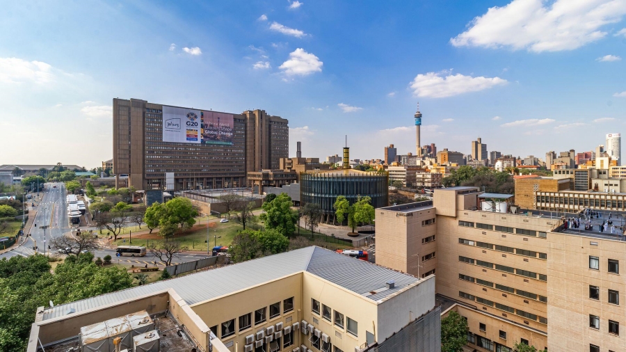 1 Bedroom Property for Sale in Braamfontein Gauteng